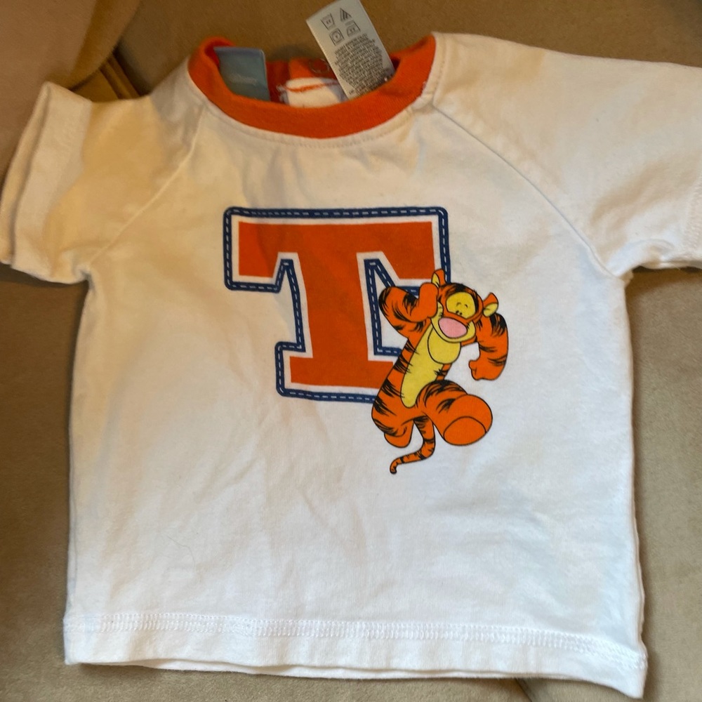 🌾 Disney Tigger 4 pc set - Picture 4 of 10